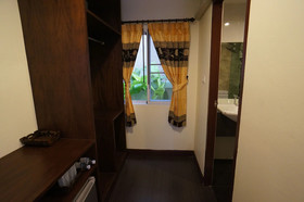 Manee Cool Mueang