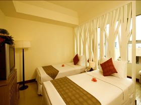 Maninarakorn Hotel
