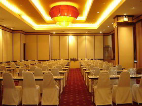 Maninarakorn Hotel