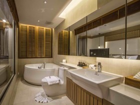 Maraya Hotel & Resort