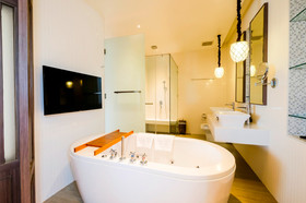 Maraya Hotel & Resort