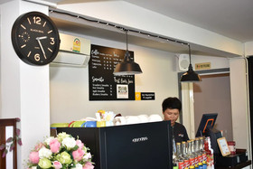 Maya Bed And Food Hostel