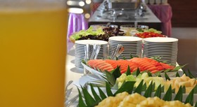 Mayflower Grande Hotel