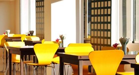 Mayflower Grande Hotel