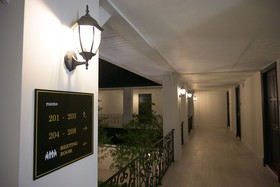 Merchant Villa