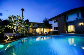 Moin Skyline Poolside Villa Chiangmai