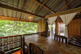 Monruamsuk Homestay Cafe And Bistro