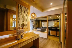 Moon Dragon Hotel
