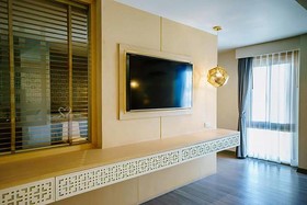 Moon Dragon Hotel