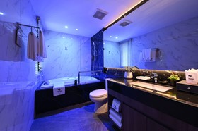 Moose Hotel Nimman