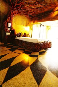 Mo Rooms