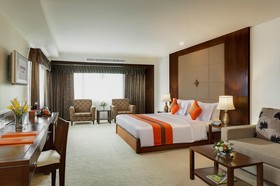 Mövenpick Suriwongse Hotel Chiang Mai