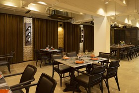 Mövenpick Suriwongse Hotel Chiang Mai