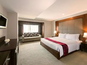Mövenpick Suriwongse Hotel Chiang Mai