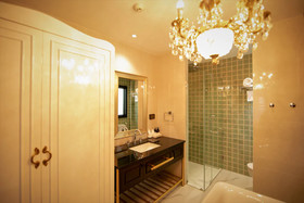Nanta Glam CM Hotel & Residences