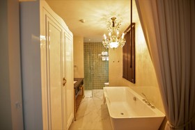 Nanta Glam CM Hotel & Residences