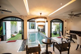 Nanta Glam CM Hotel & Residences