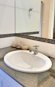 Nantaram Road Guest House