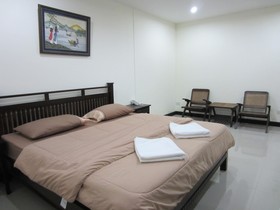 Natee Place