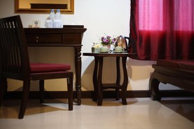 Na Thapae Hotel