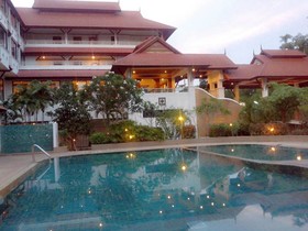 Life Up Resort & Spa