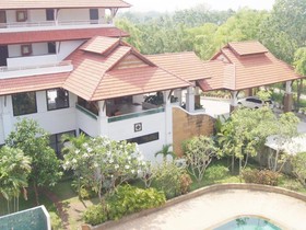 Life Up Resort & Spa
