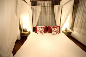 Nimman Pool Villa