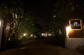 Nimman Pool Villa