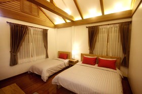 Nimman Pool Villa