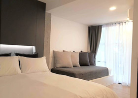 Non Num Poshtel