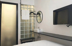 Non Num Poshtel