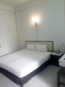 NorthLands House Hotel