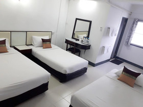 NorthLands House Hotel
