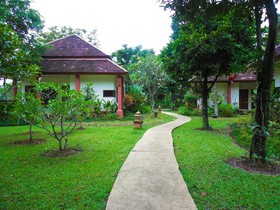 Palm Spa Village