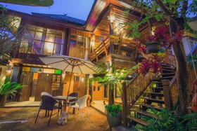 Pao Come Boutique House