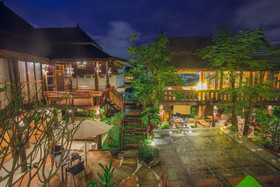 Pao Come Boutique House