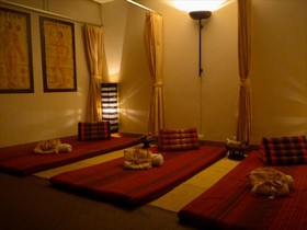Peace Pool Boutique Hostel