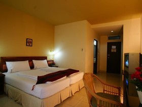 People Place Hotel 1