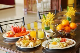 People Place Hotel 2