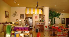 People Place Hotel 2
