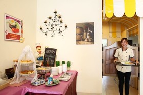 People Place Hotel 2