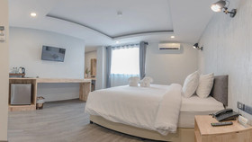 Peppery Hills Hotel