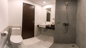 Peppery Hills Hotel