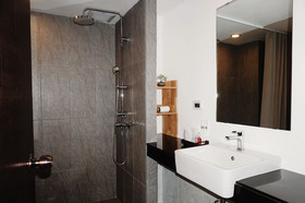 Peppery Hills Hotel