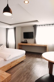 Peppery Hills Hotel