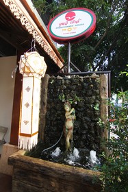 Phoothawee House