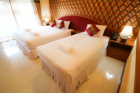 Phoothawee House
