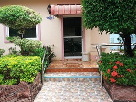 Phromlikhit Sawhan Bandal Resort