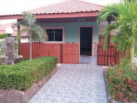 Phromlikhit Sawhan Bandal Resort