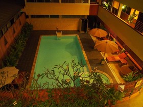 Phusiri Place
